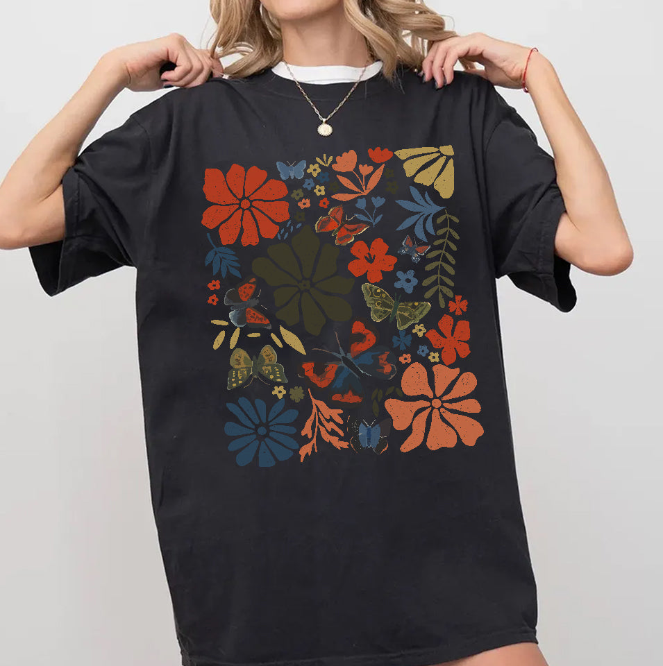 Monarch Butterfly Shirt, Vintage Wash Boho Butterfly Botanical Graphic T-shirt